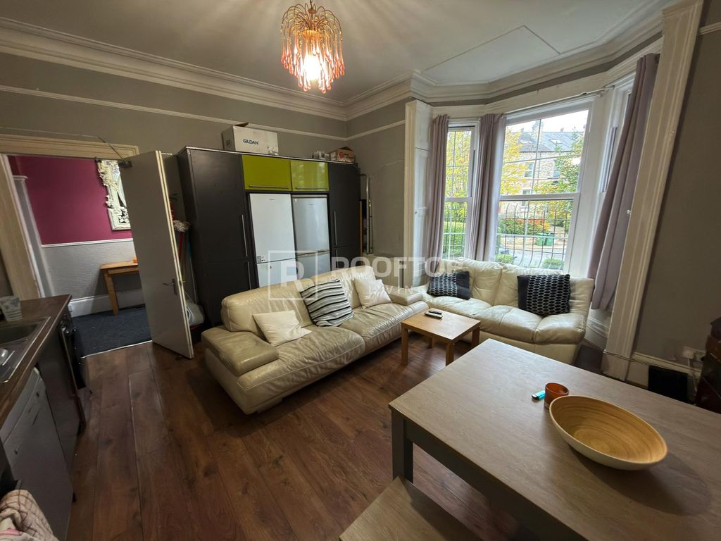 Property photo 3 of 25 Property Photo