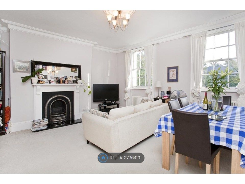 Property photo 3 of 6 Living Room