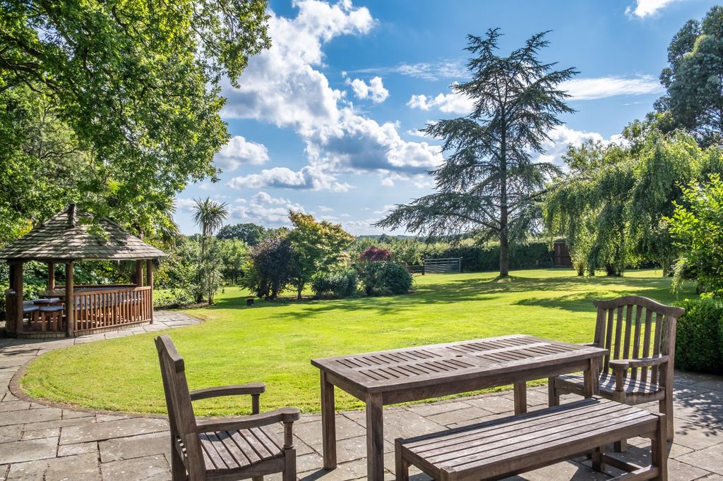 Property photo 3 of 30 Picture No. 22