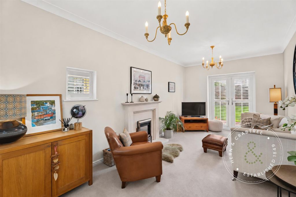 Property photo 2 of 38 11_18_48 Am.Jpg