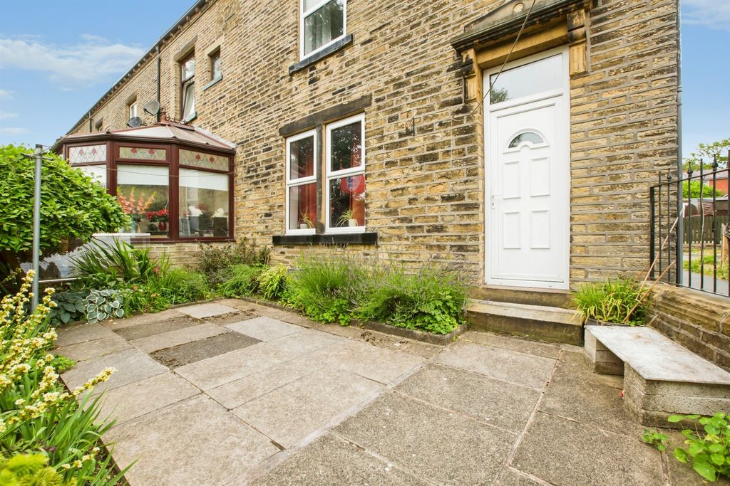 Property photo 1 of 19