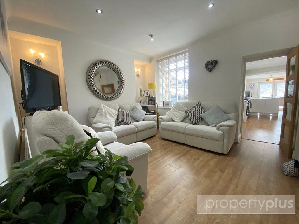 Property photo 1 of 17 Picture No. 35