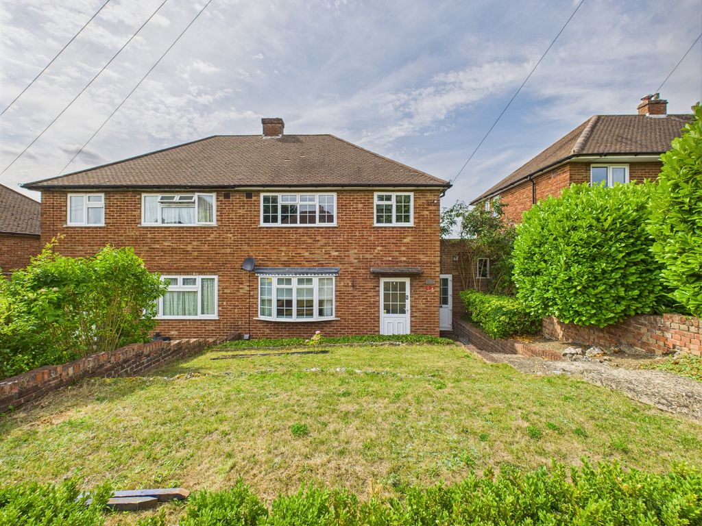 Property photo 1 of 12 Front