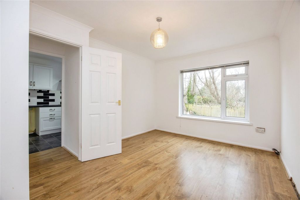 Property photo 3 of 16 Picture No. 01