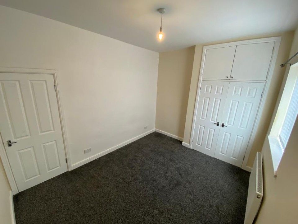 Property photo 2 of 46