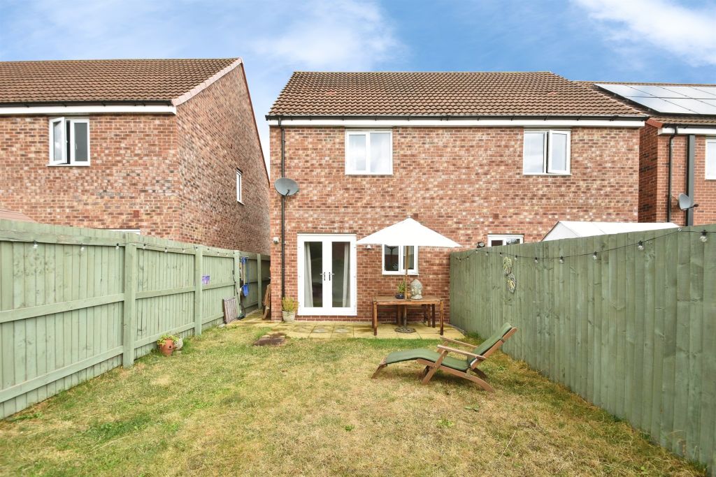 Property photo 2 of 17