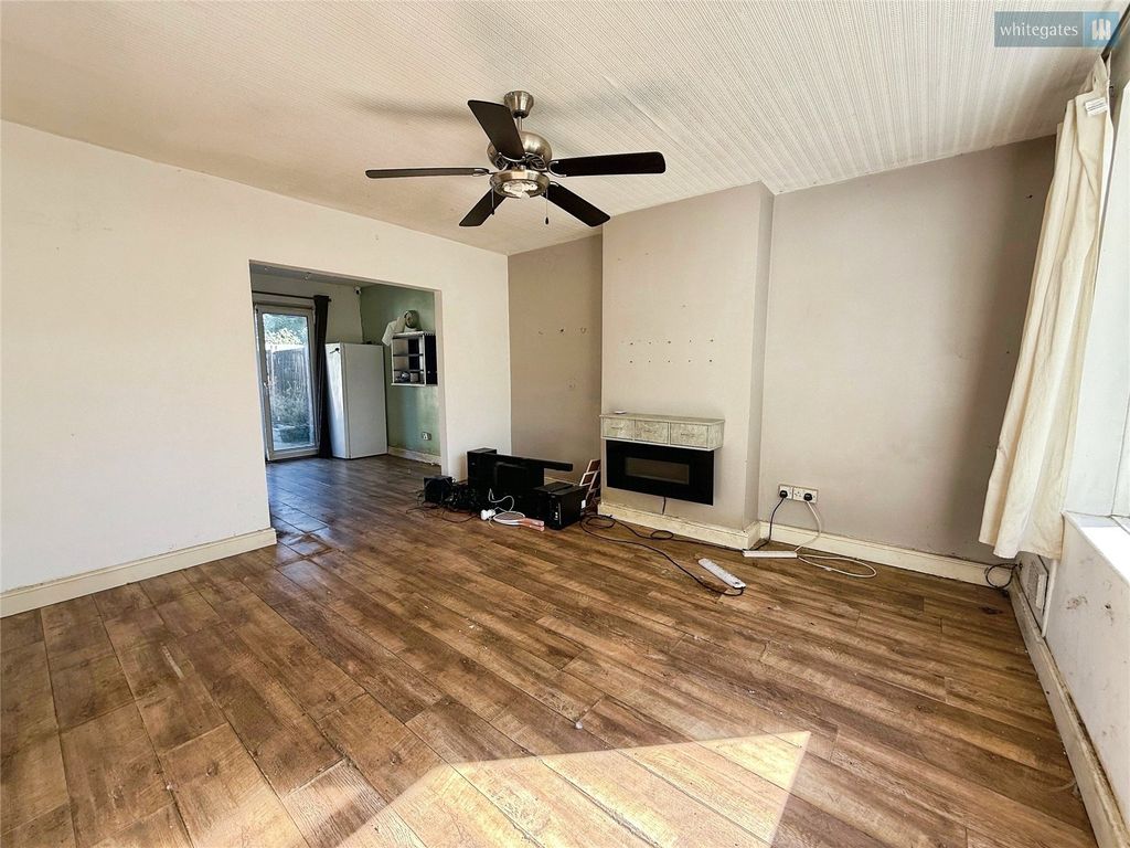 Property photo 2 of 11 Picture No. 09