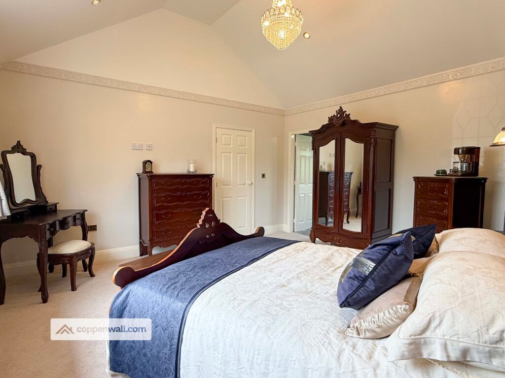 Property photo 2 of 42