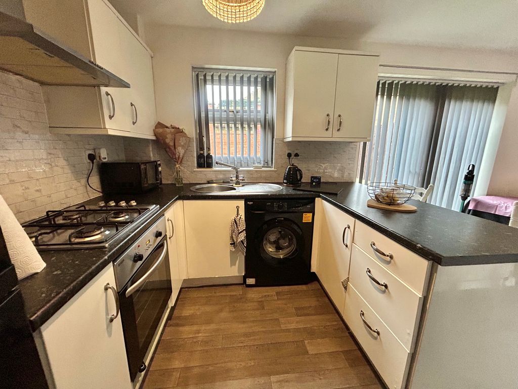 Property photo 3 of 13 Image