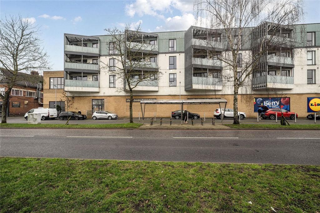 Property photo 1 of 18 Picture No. 01