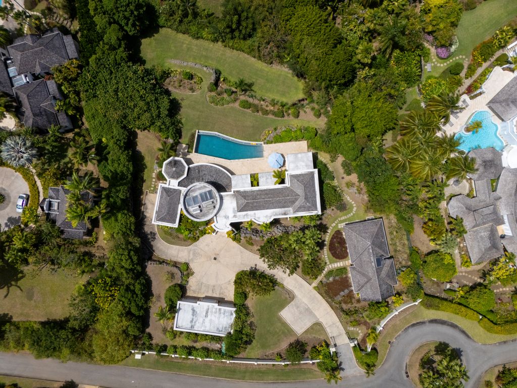 Property photo 2 of 14