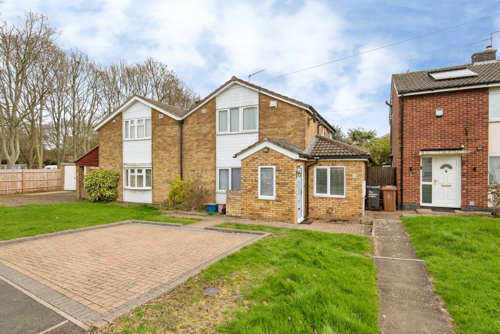 Property photo 1 of 18