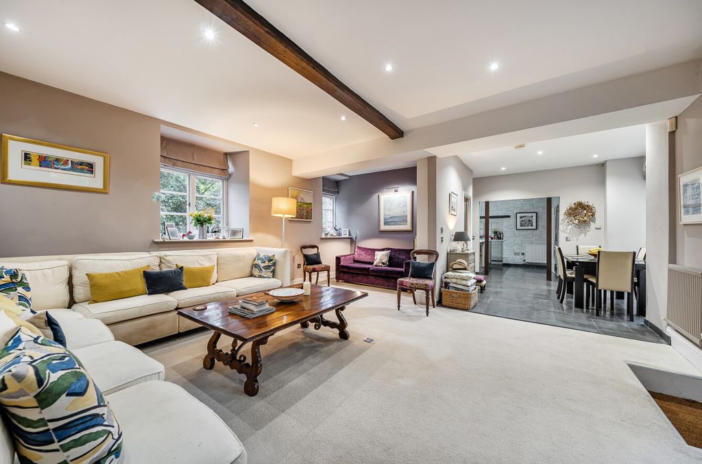 Property photo 2 of 21 1364983-9-68Ecdeb...