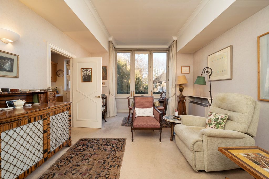 Property photo 2 of 13 Reception