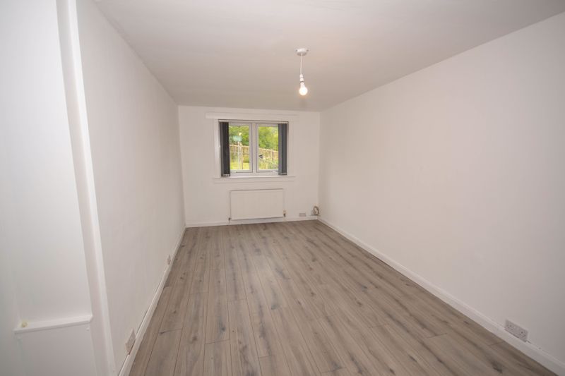 Property photo 2 of 9 Photo 1
