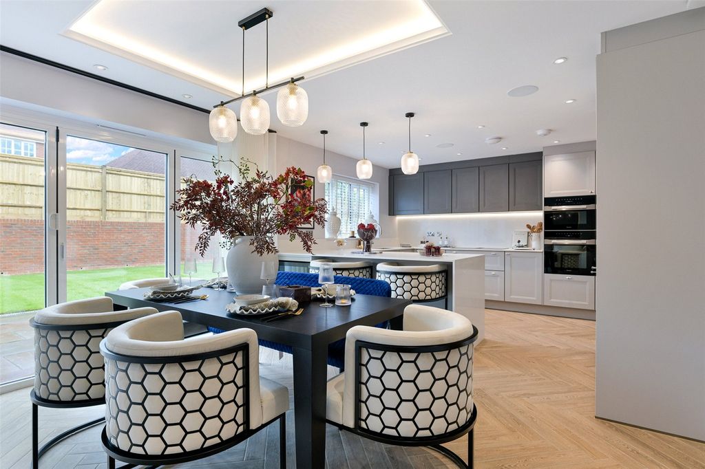 Property photo 2 of 20 Kitchen Diner