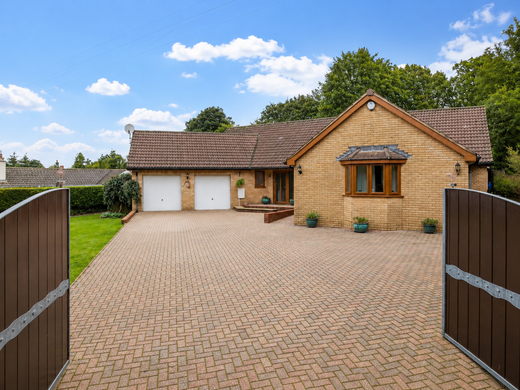 Property photo 1 of 31