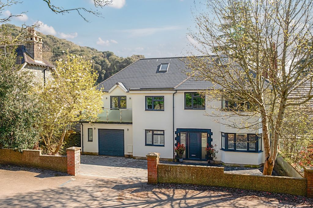 Property photo 1 of 24 Exterior