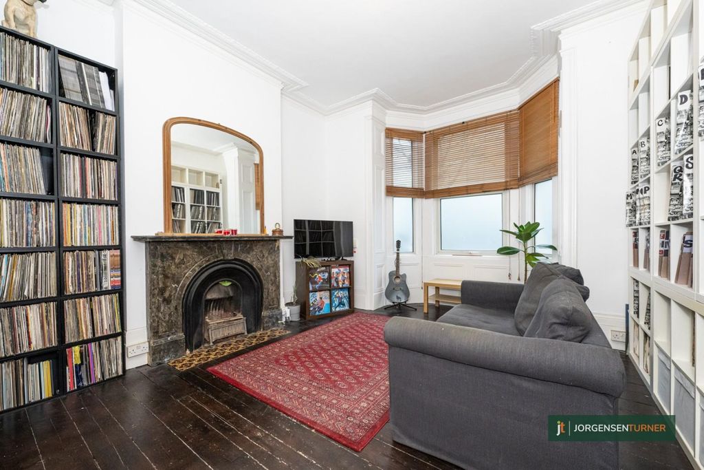 Property photo 2 of 10 Reception Room .Jpg