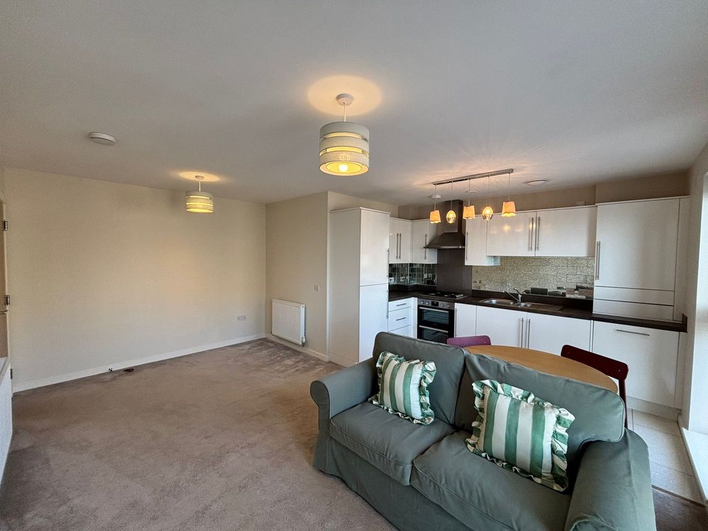 Property photo 3 of 12 Photo 3