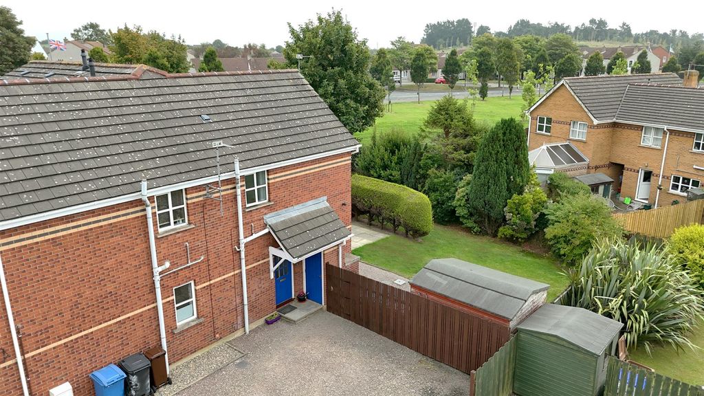 Property photo 1 of 14 Outside