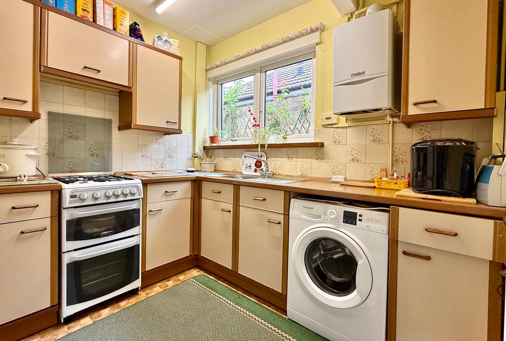 Property photo 3 of 15