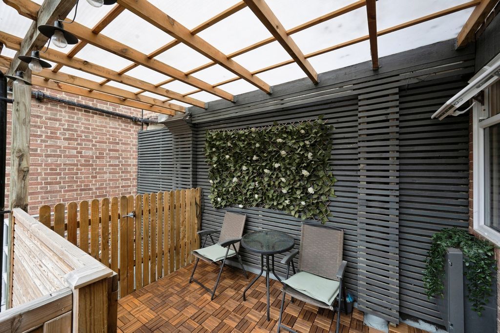 Property photo 2 of 17 Pbox-Img.Jpg
