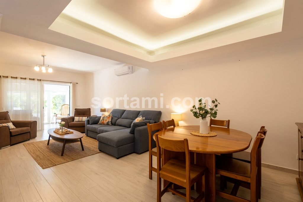 Property photo 3 of 41