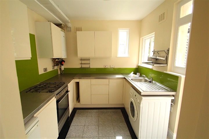 Property photo 3 of 18