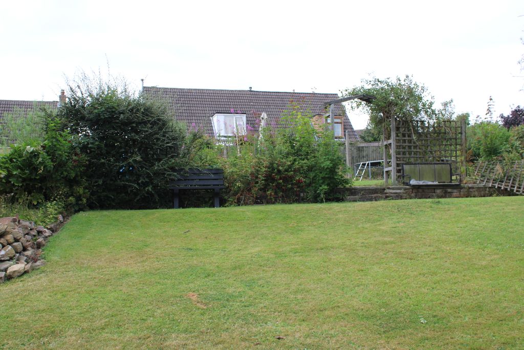 Property photo 2 of 5 Photo 2