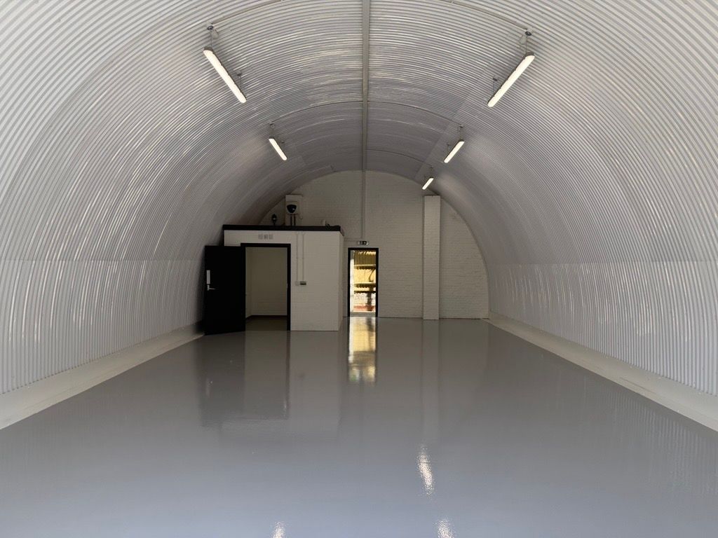 Property photo 2 of 4 An Empty Arch With Lining