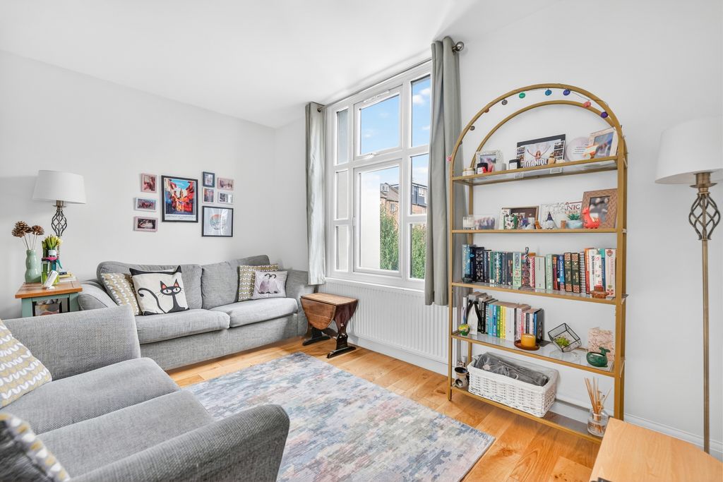 Property photo 1 of 16 Reception