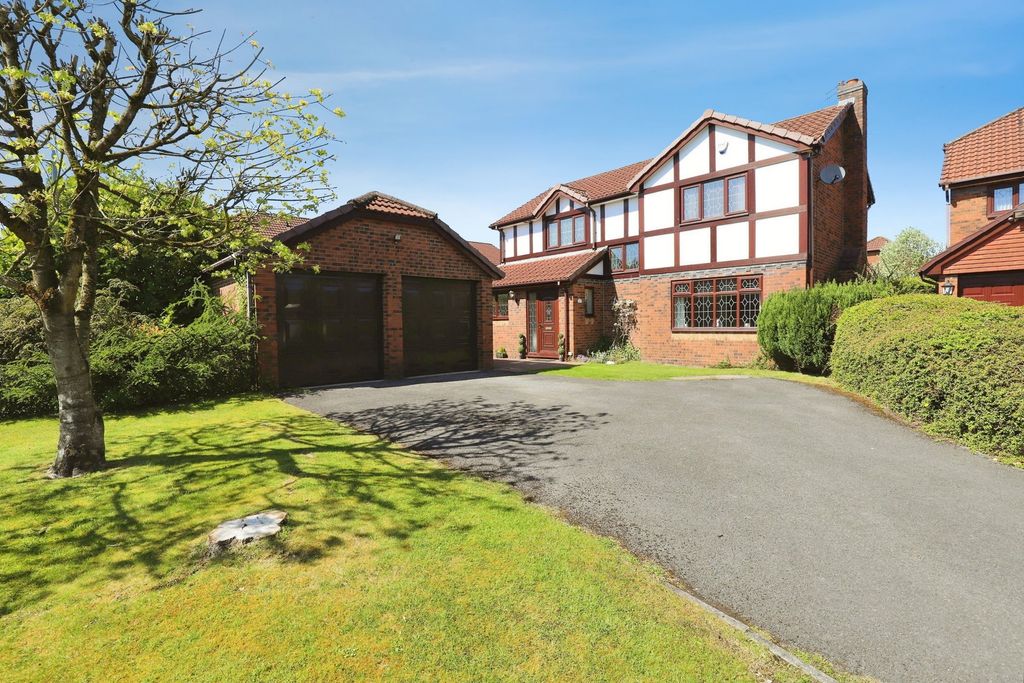 Property photo 1 of 45