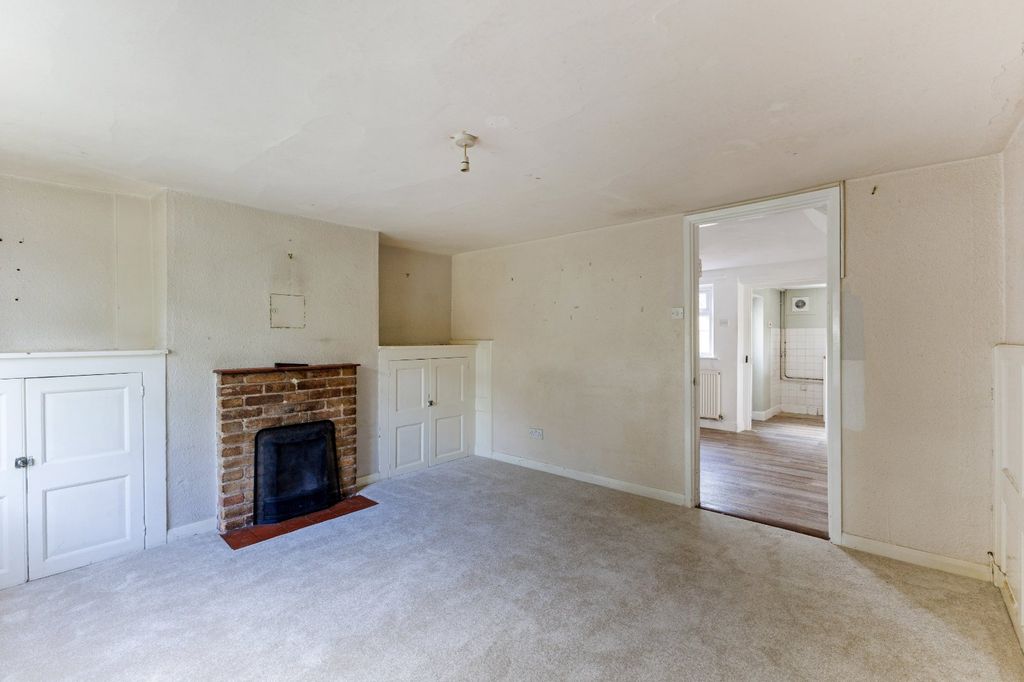 Property photo 3 of 12 Living Room