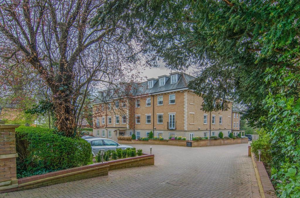 Property photo 1 of 15 Front