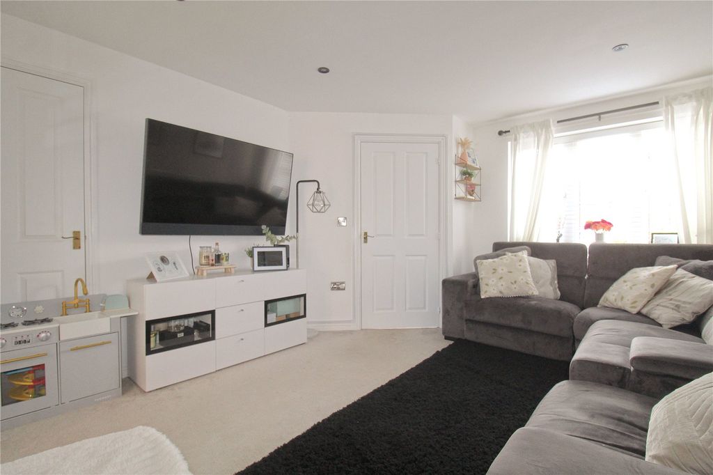 Property photo 3 of 20 Picture No. 08
