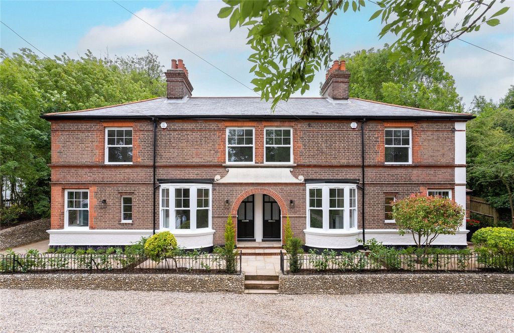 Property photo 1 of 16 1-4 Francis Cottages