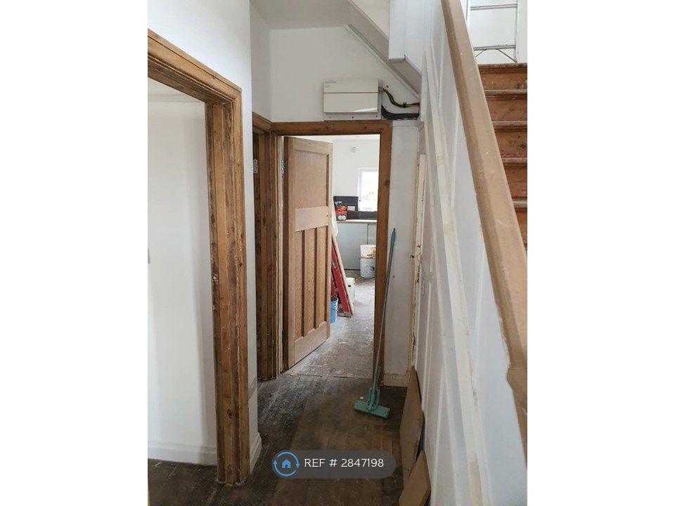 Property photo 3 of 4