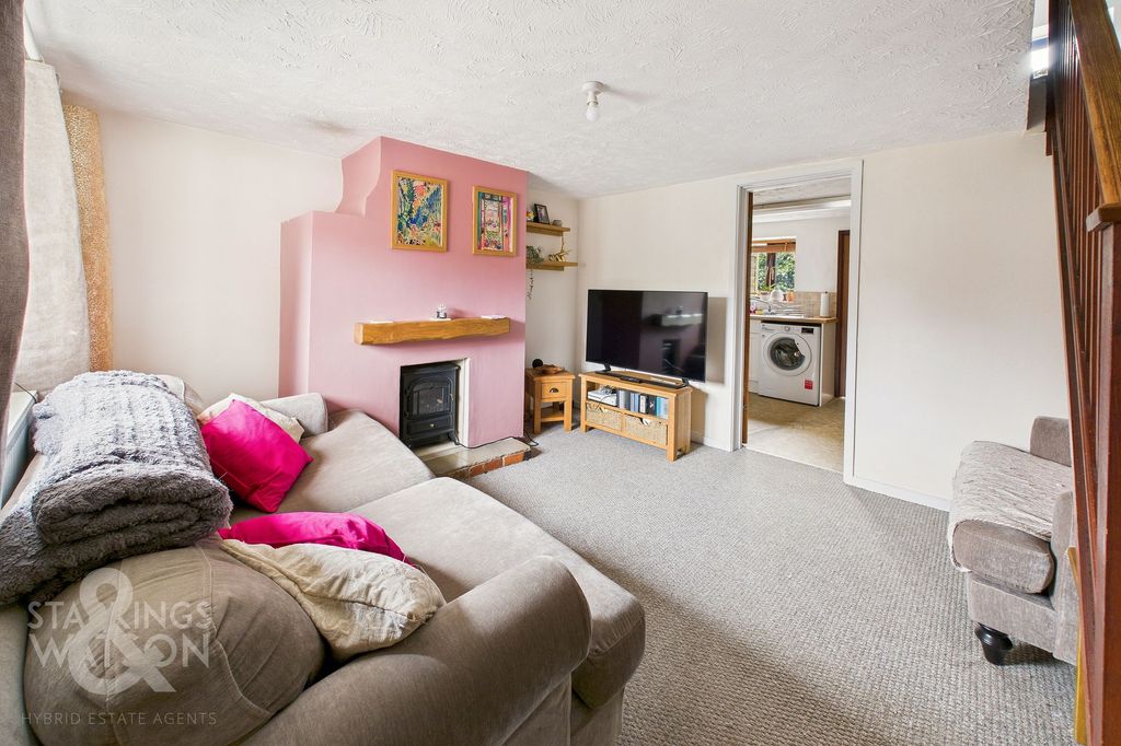 Property photo 2 of 14