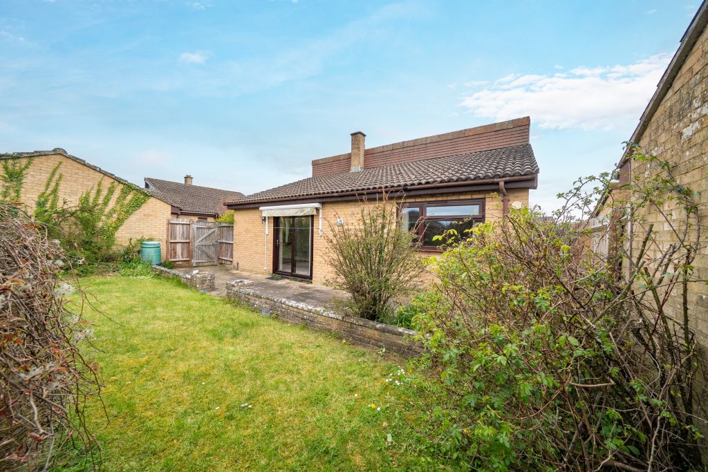 Property photo 2 of 20