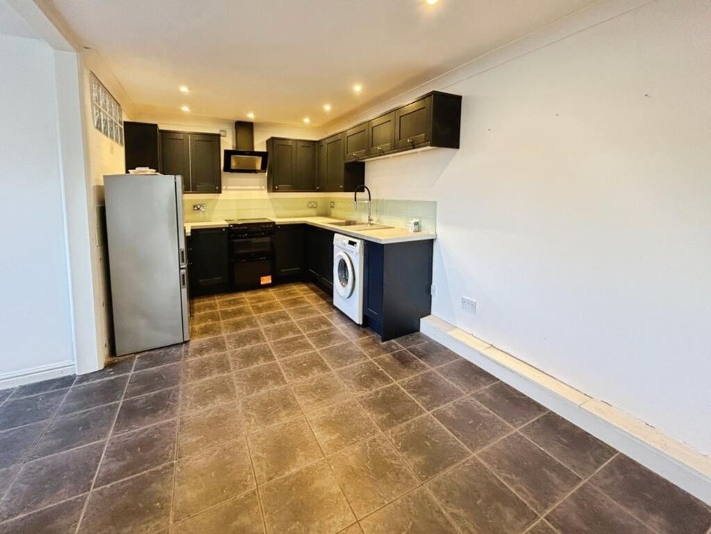 Property photo 3 of 11 4841562