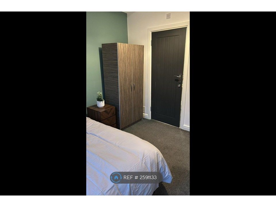 Property photo 3 of 3 Room 3