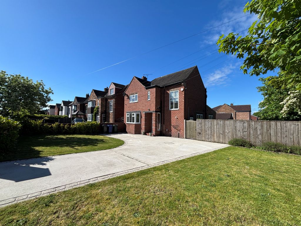 Property photo 1 of 27