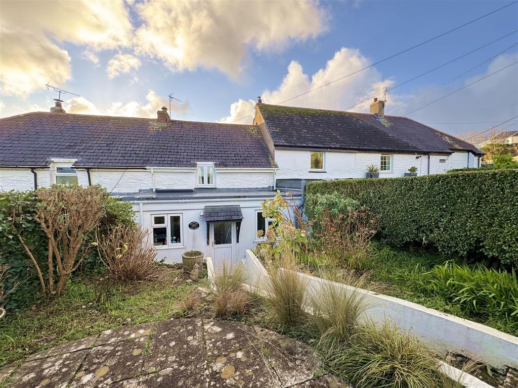 Property photo 1 of 18 The Cottage