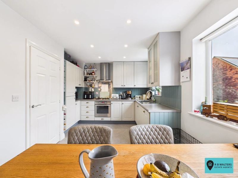 Property photo 2 of 21 Kitchen/Diner