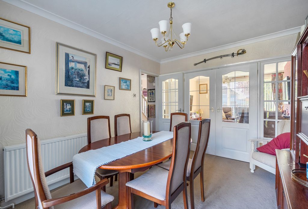 Property photo 2 of 25 1438786-13-69d3E0...