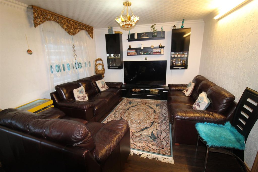 Property photo 2 of 11 Img_9785.Jpg