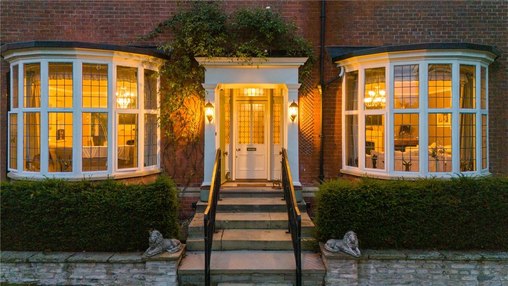 Property photo 3 of 52 Picture No. 41