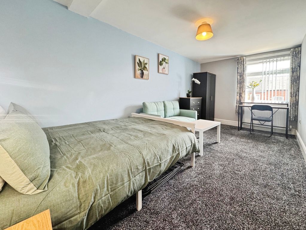 Property photo 1 of 9 Pbox-Img.Jpg