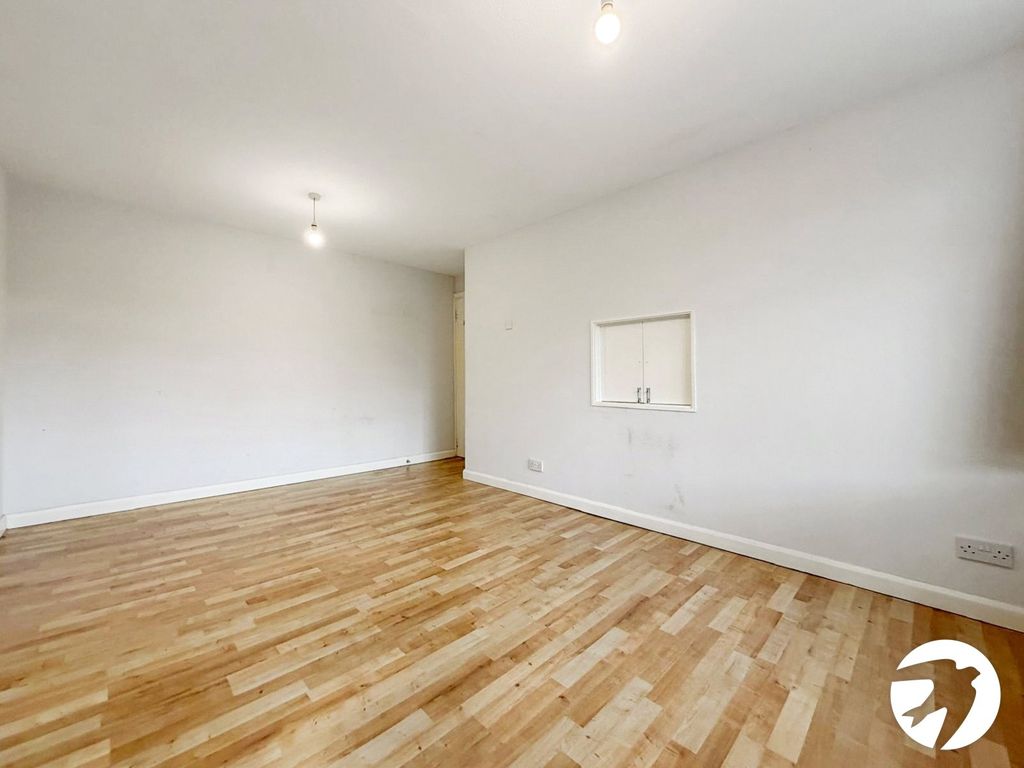 Property photo 2 of 6 Picture No. 05